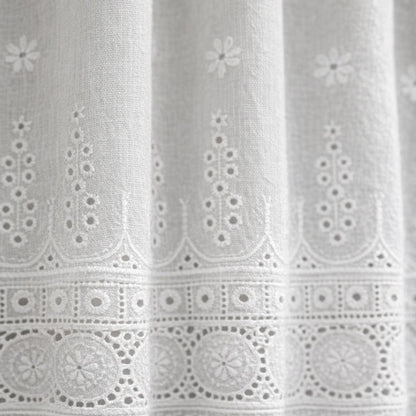 Petit rideau placard